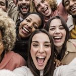 ¿Qué se conoce como el Happyshifting y cómo se relaciona con endomarketing?