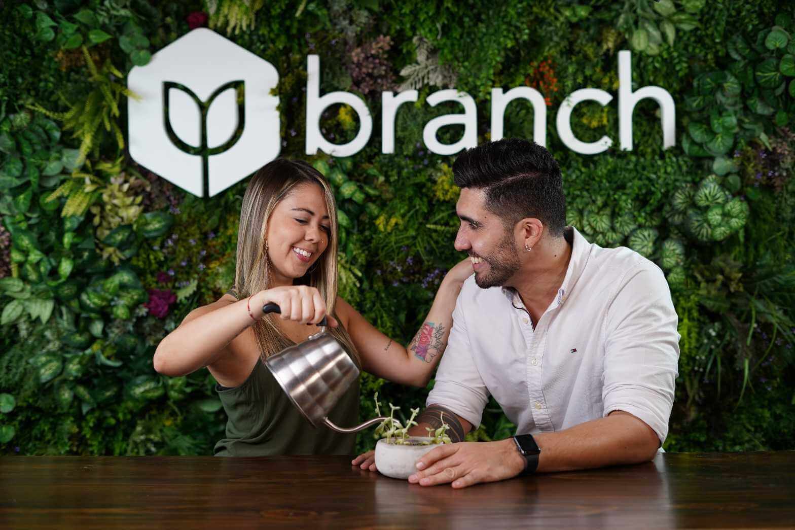 (c) Branch.com.co